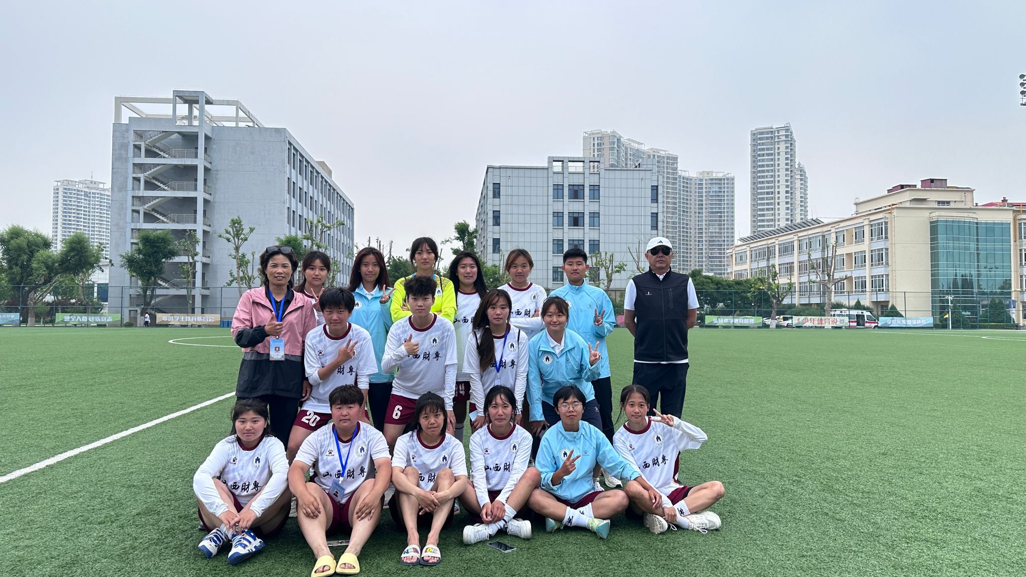 坚守育人岗位